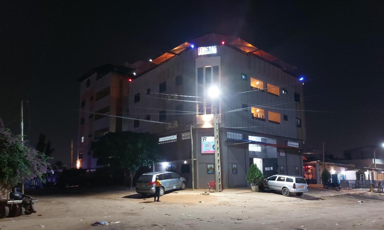 Royal Blue Guest House & Bar Lomé Exterior foto
